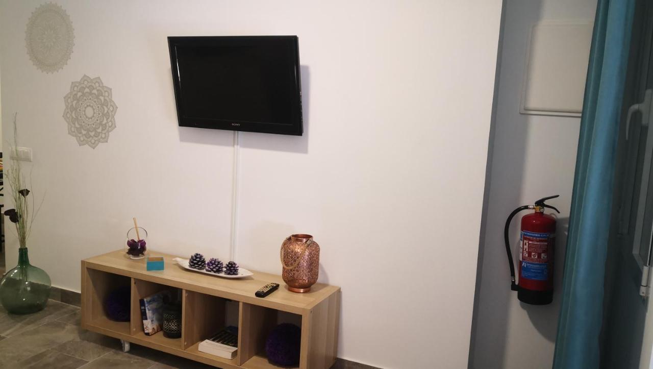 Apartamento La Galatea الكالا ذي إِناريس المظهر الخارجي الصورة